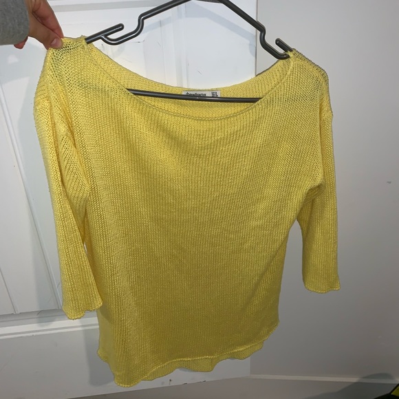 Sweater - Picture 1 of 1